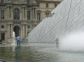  Paris  - Le Louvre pyramide du louvre 036